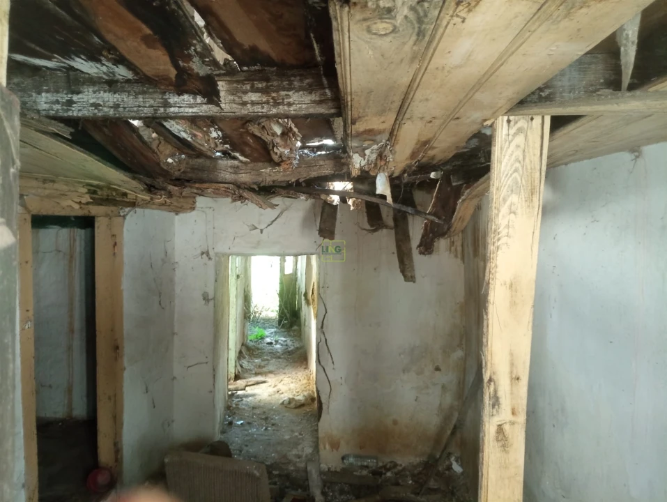 Moradia T0 para Venda em Cebolais de Cima e Retaxo Foto 19