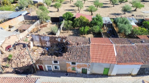 Moradia T5 para Venda em Monforte da Beira