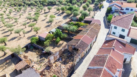 Moradia T5 para Venda em Monforte da Beira