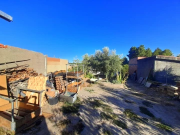 Quinta T1 para Venda em Póvoa de Rio de Moinhos e Cafede