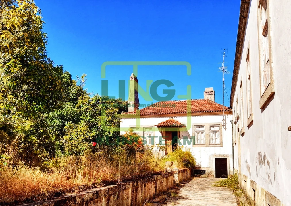 Moradia T9 para Venda em Tortosendo Foto 20