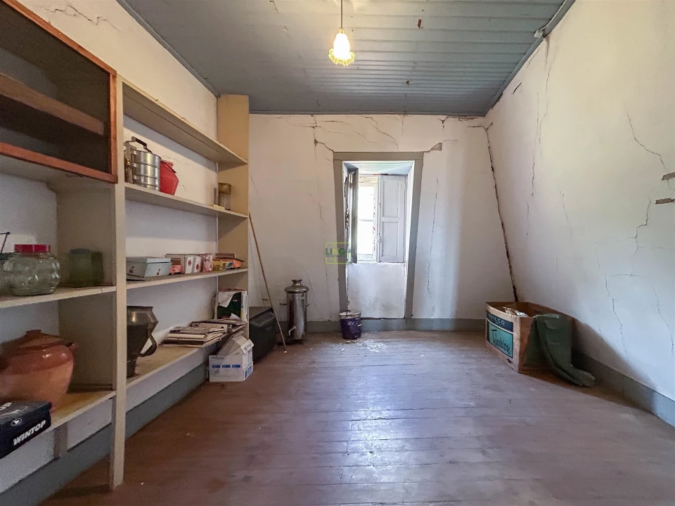 Moradia T9 para Venda em Tortosendo Foto 141