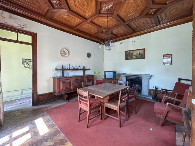 Moradia T12 para Venda em Tortosendo Foto 121