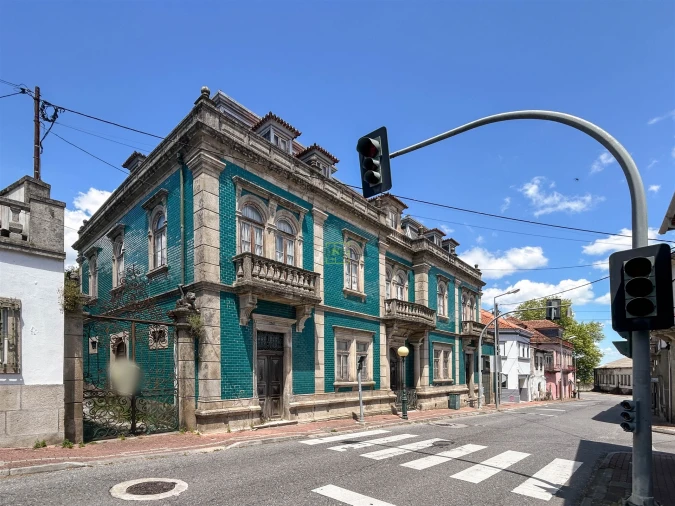 Moradia T12 para Venda em Tortosendo Foto 80