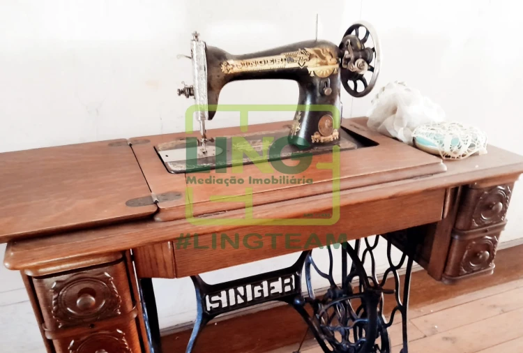 Moradia T12 para Venda em Tortosendo Foto 24