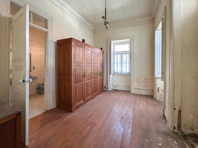 Moradia T12 para Venda em Tortosendo Foto 129