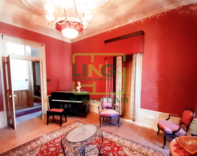 Moradia T12 para Venda em Tortosendo Foto 38