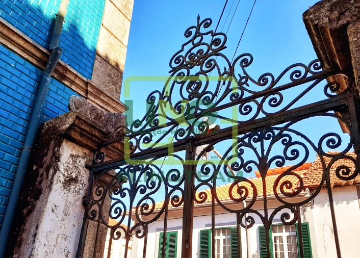 Moradia T12 para Venda em Tortosendo Foto 18