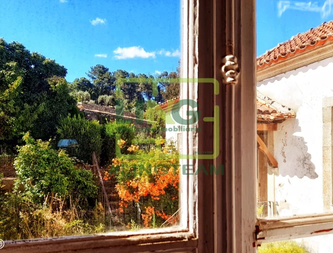 Moradia T12 para Venda em Tortosendo Foto 34