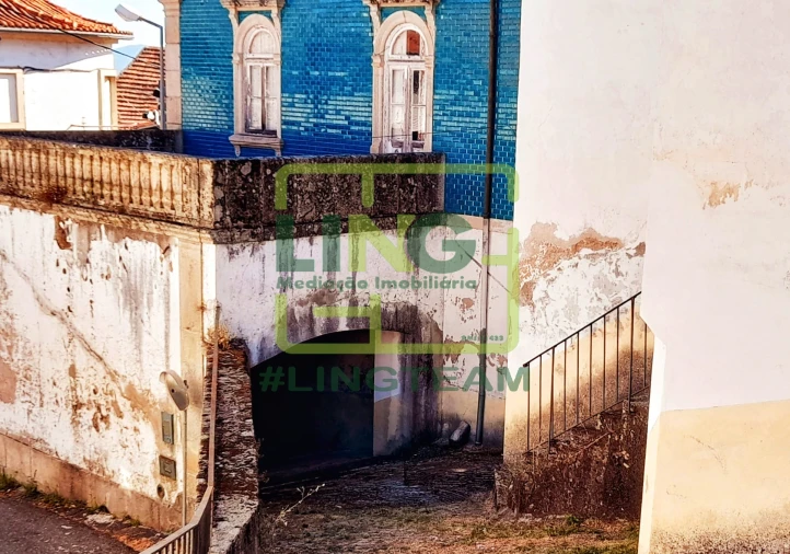 Moradia T12 para Venda em Tortosendo Foto 10