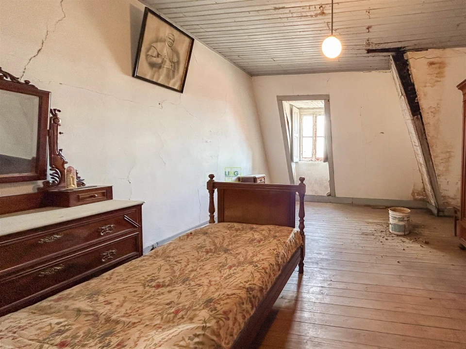 Moradia T9 para Venda em Tortosendo Foto 138