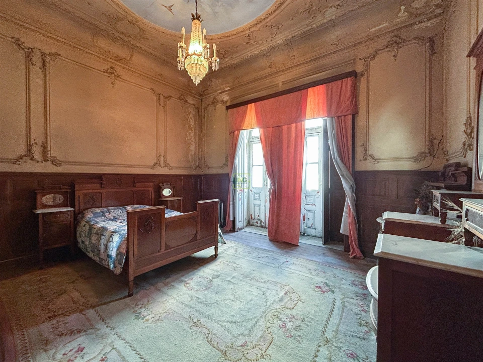 Moradia T9 para Venda em Tortosendo Foto 92