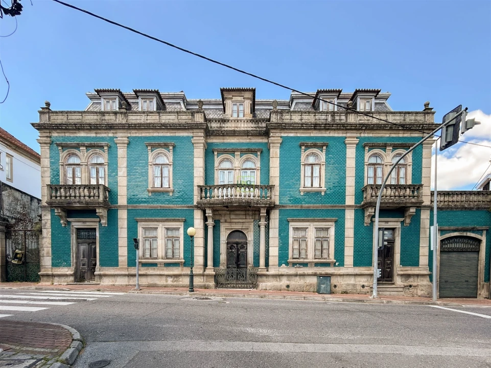 Moradia T9 para Venda em Tortosendo Foto 78