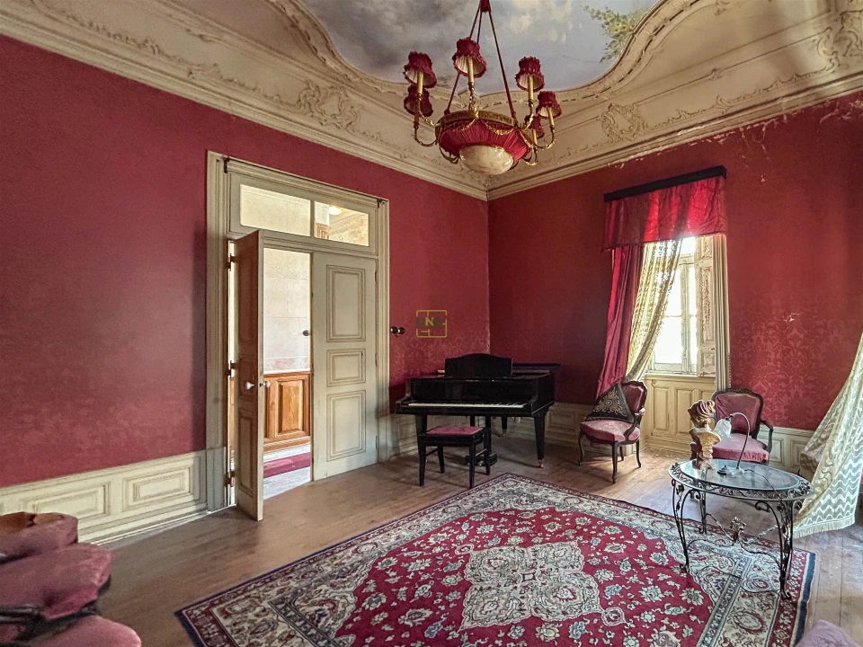 Moradia T9 para Venda em Tortosendo Foto 115