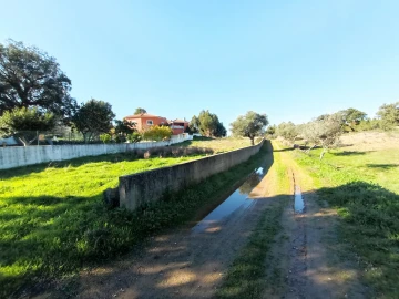 Terreno para Venda em Benquerenças