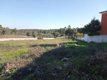 Terreno para Venda em Benquerenças
