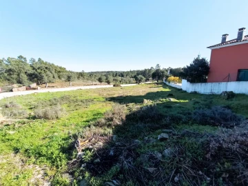 Terreno para Venda em Benquerenças
