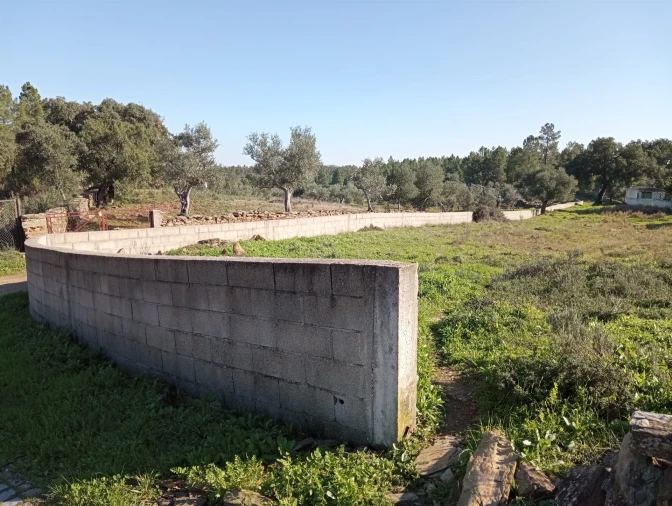 Terreno para Venda em Benquerenças Foto 17