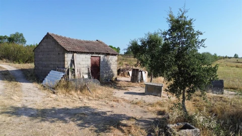 Quinta T1 para Venda em Orca