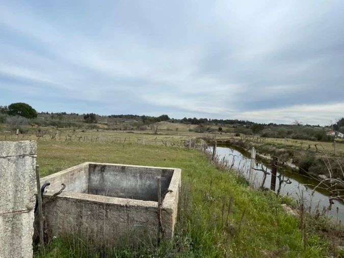 Quinta T2 para Venda em Orca Foto 81