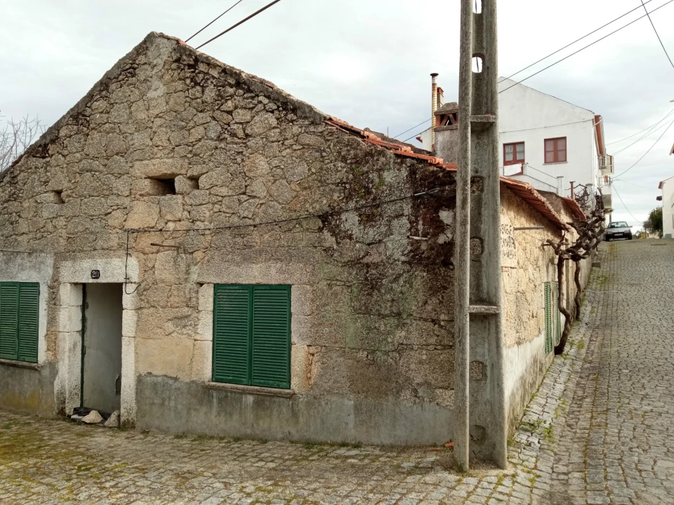 Moradia T0 para Venda em Aldeia do Bispo, Águas e Aldeia de João Pires Foto 1