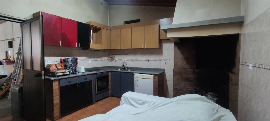 Armazém para Venda em Cebolais de Cima e Retaxo Foto 32