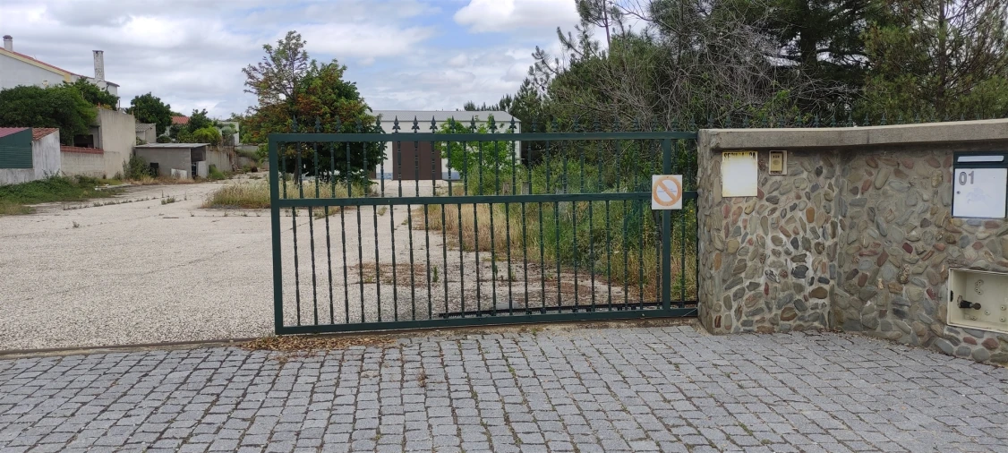Armazém para Venda em Cebolais de Cima e Retaxo Foto 2