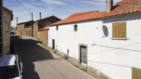 Moradia T3 para Venda em Vale de Prazeres e Mata da Rainha