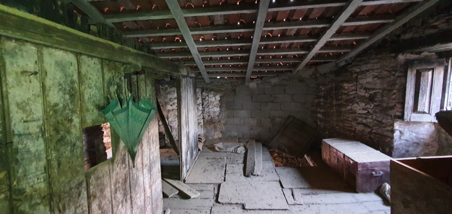 Moradia T2 para Venda em Sarnadas de São Simão Foto 8