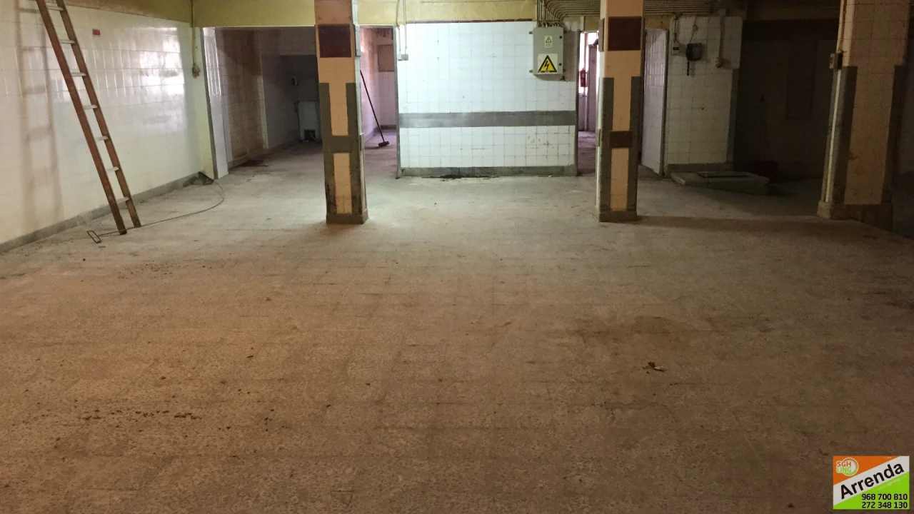 Armazém para Venda em Castelo Branco Foto 1