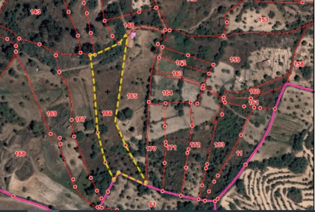 Quinta T0 para Venda em Aranhas Foto 26