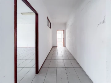 Armazém para Arrendamento em Alcains