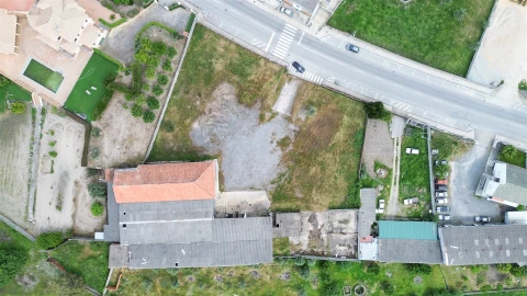 Armazém para Arrendamento em Alcains