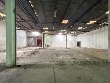 Armazém para Arrendamento em Alcains