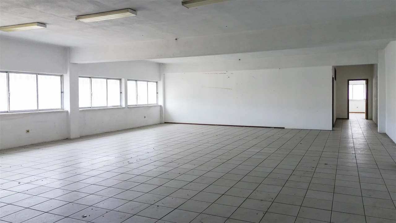 Armazém para Arrendamento em Alcains Foto 40