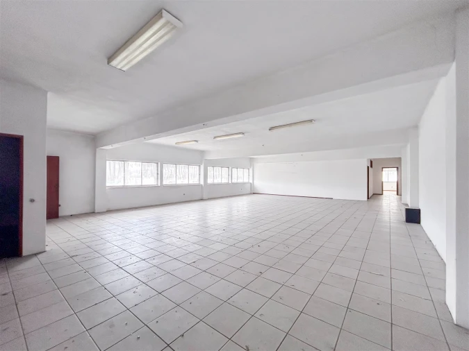 Armazém para Arrendamento em Alcains Foto 35