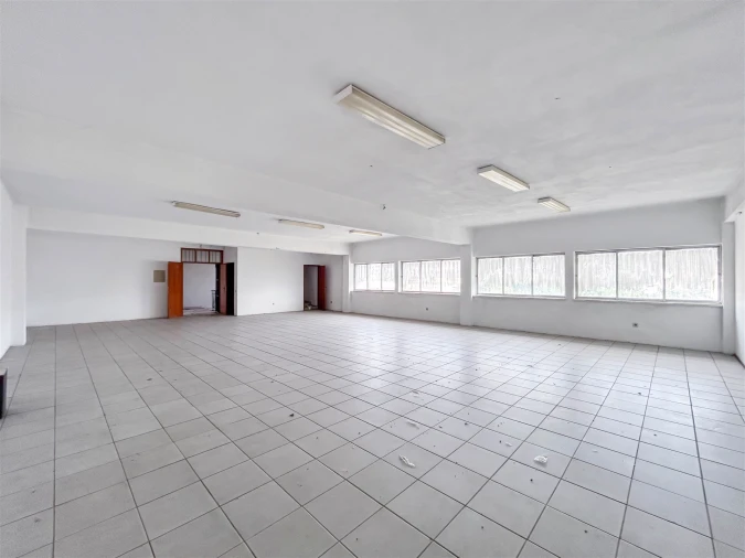 Armazém para Arrendamento em Alcains Foto 37