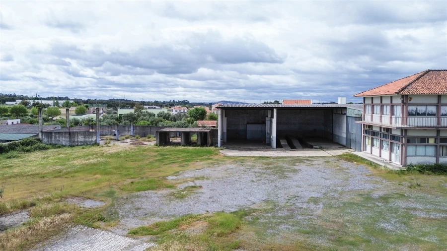 Armazém para Arrendamento em Alcains Foto 68