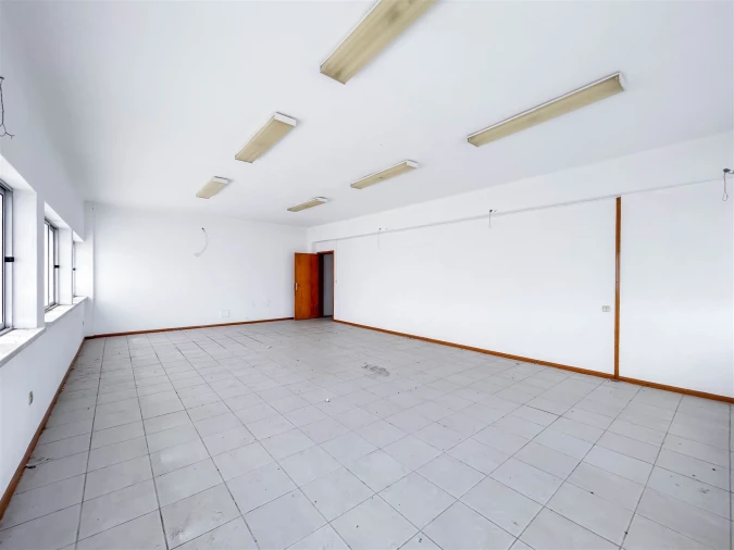 Armazém para Arrendamento em Alcains Foto 50