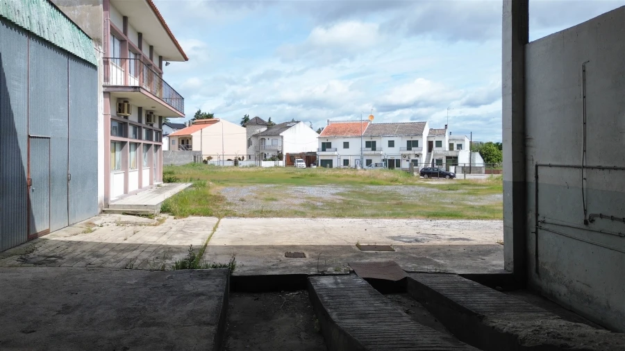 Armazém para Arrendamento em Alcains Foto 54