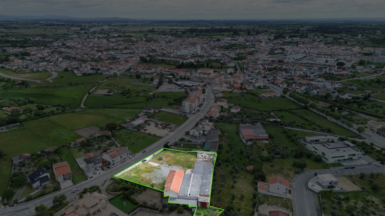 Armazém para Arrendamento em Alcains Foto 81