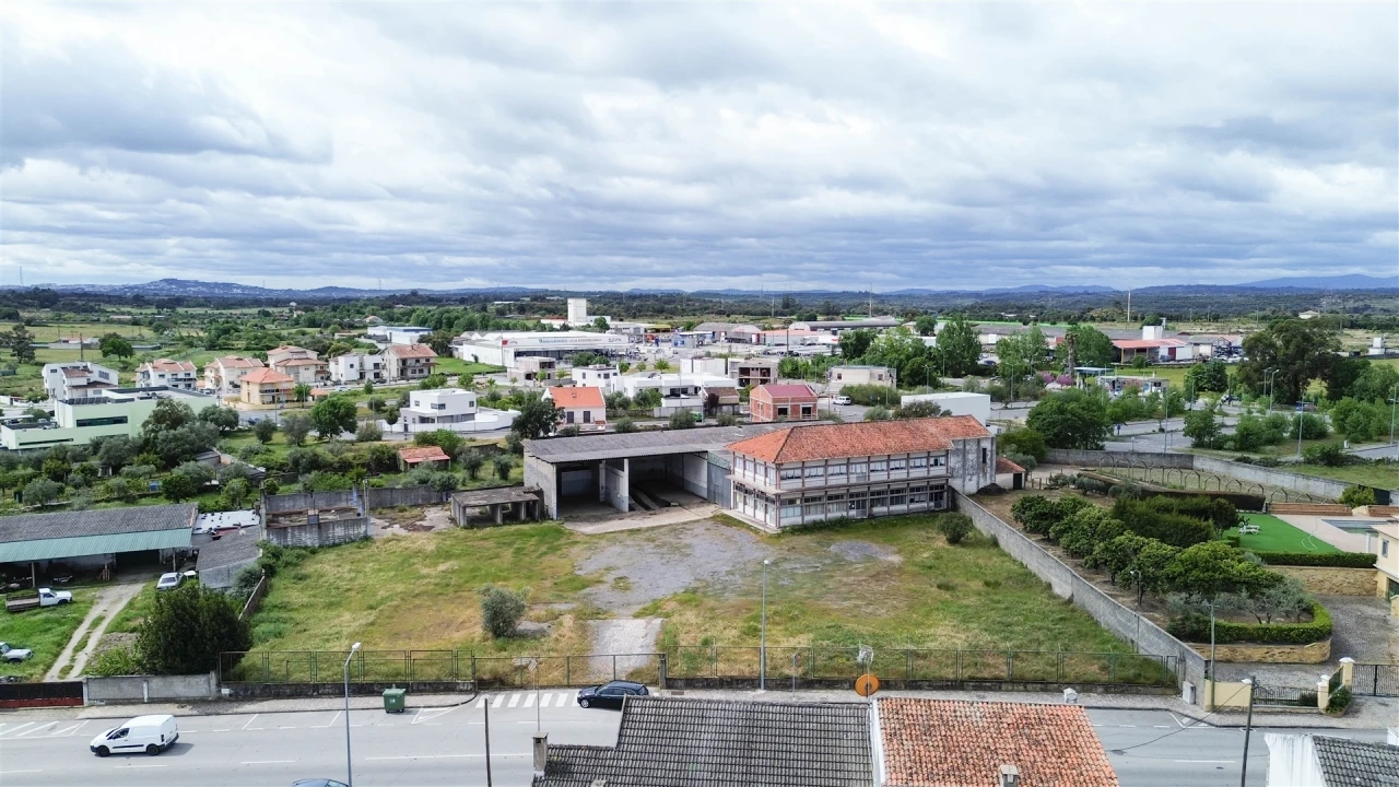 Armazém para Arrendamento em Alcains Foto 71