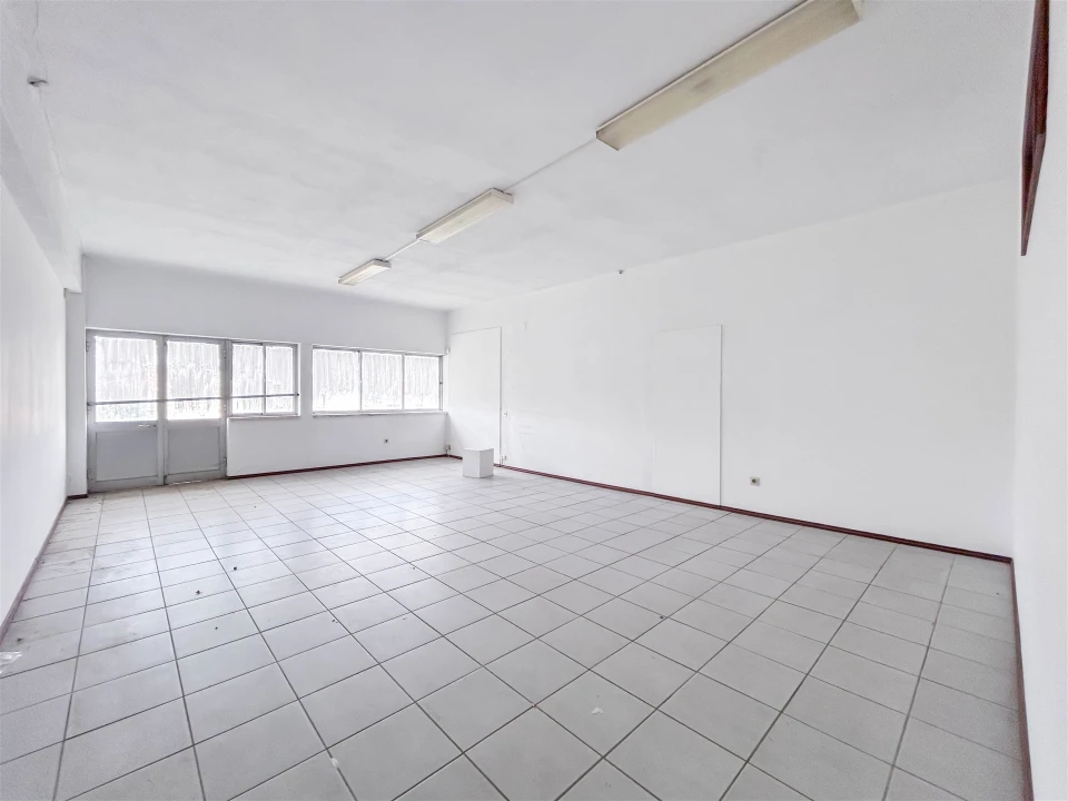 Armazém para Arrendamento em Alcains Foto 43