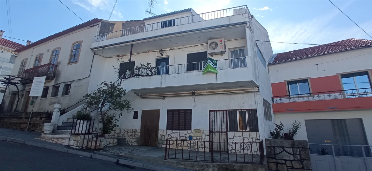 Moradia T7 para Venda em Salvador Foto 21