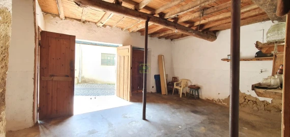 Moradia T4 para Venda em Póvoa de Rio de Moinhos e Cafede