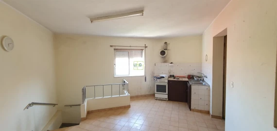 Moradia T4 para Venda em Póvoa de Rio de Moinhos e Cafede