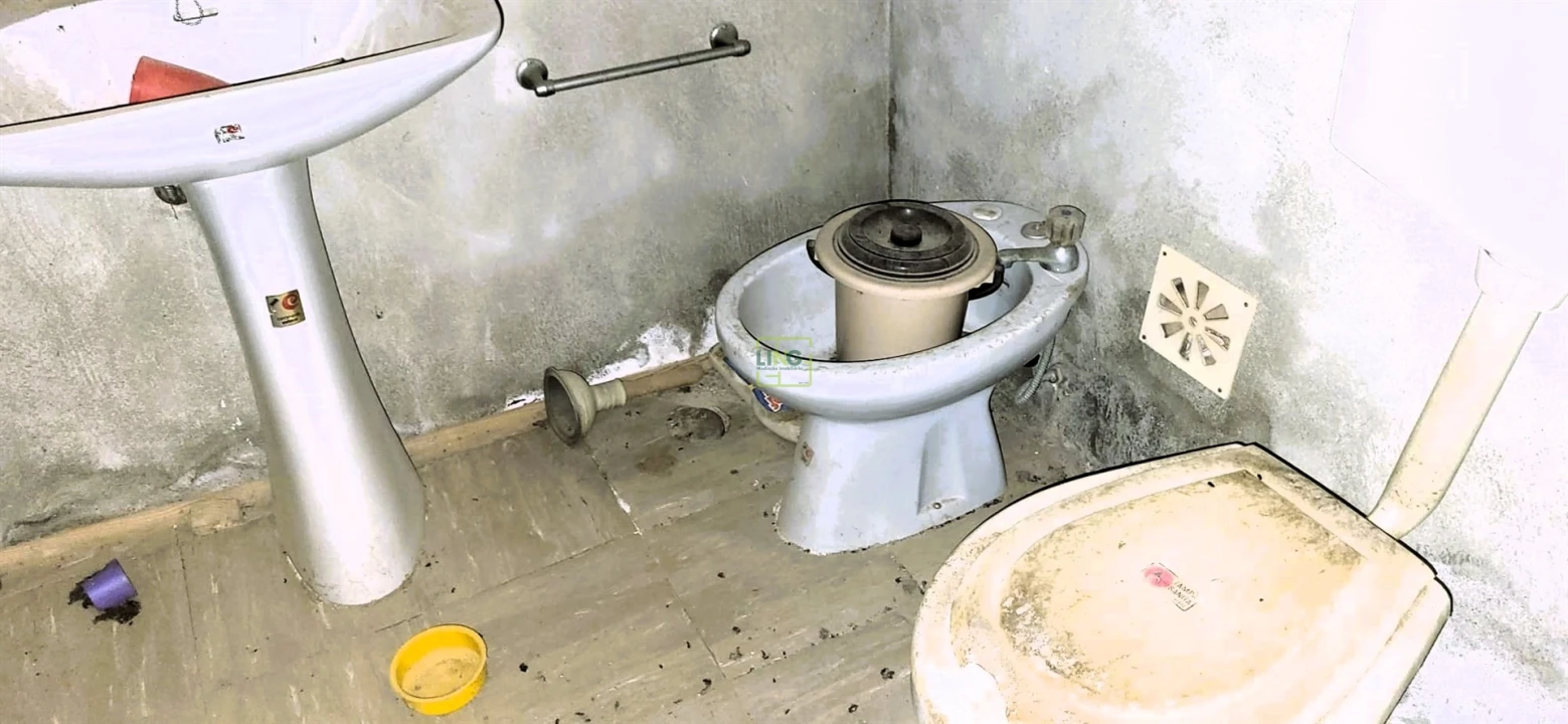 Moradia T3 para Venda em Tinalhas Foto 12