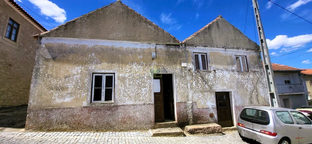 Moradia T3 para Venda em Tinalhas Foto 1