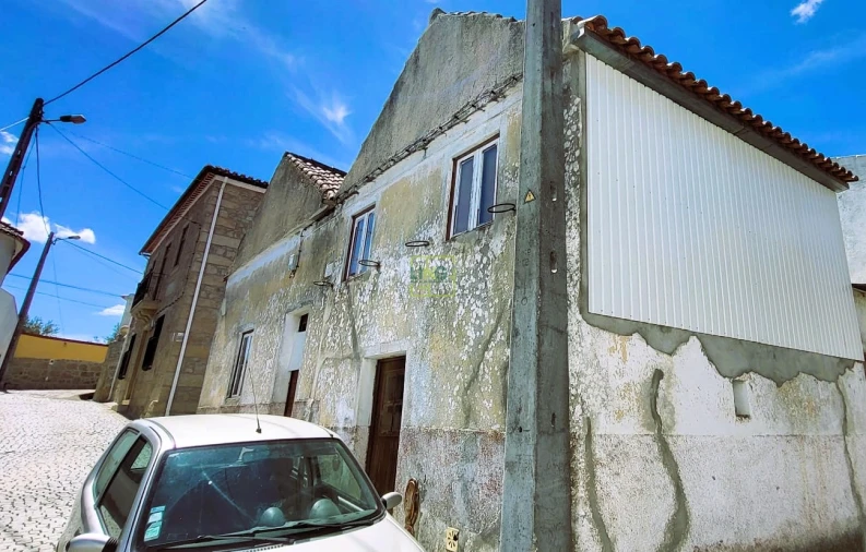 Moradia T3 para Venda em Tinalhas Foto 2