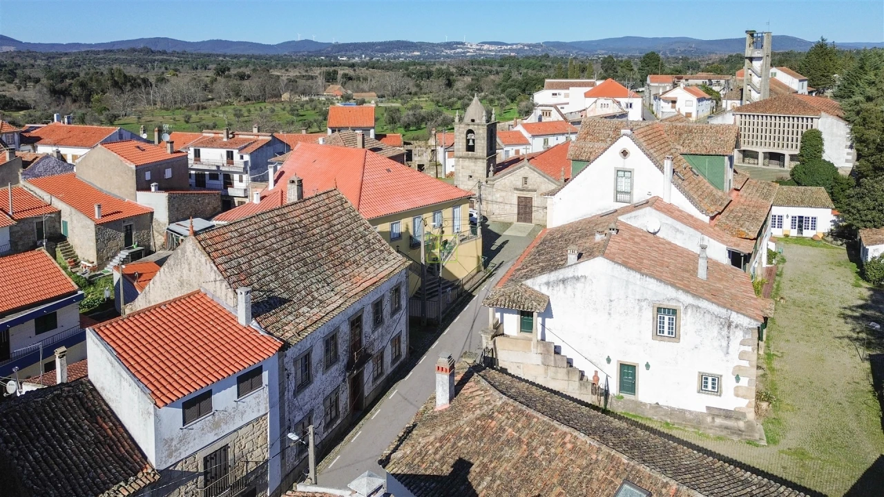 Moradia T6 para Venda em Aldeia do Bispo, Águas e Aldeia de João Pires Foto 38